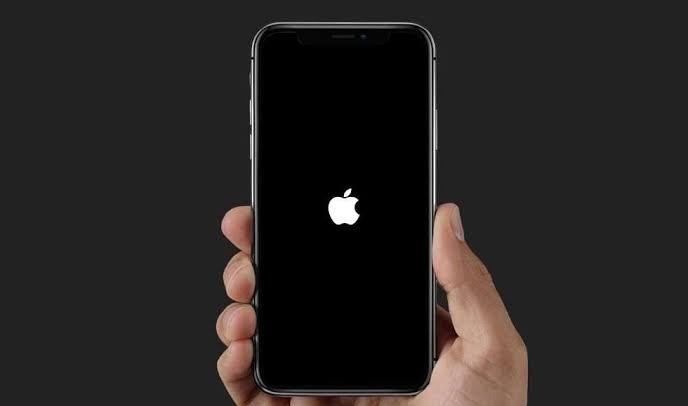 iPhone 卡在蘋果標誌,怎麼辦?5招教你輕鬆修復